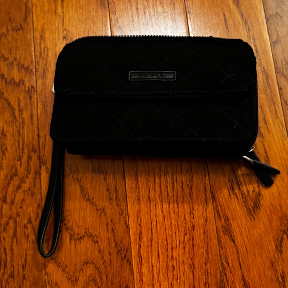 Vera Bradley | Black Quilted RFID Wristlet/Wallet